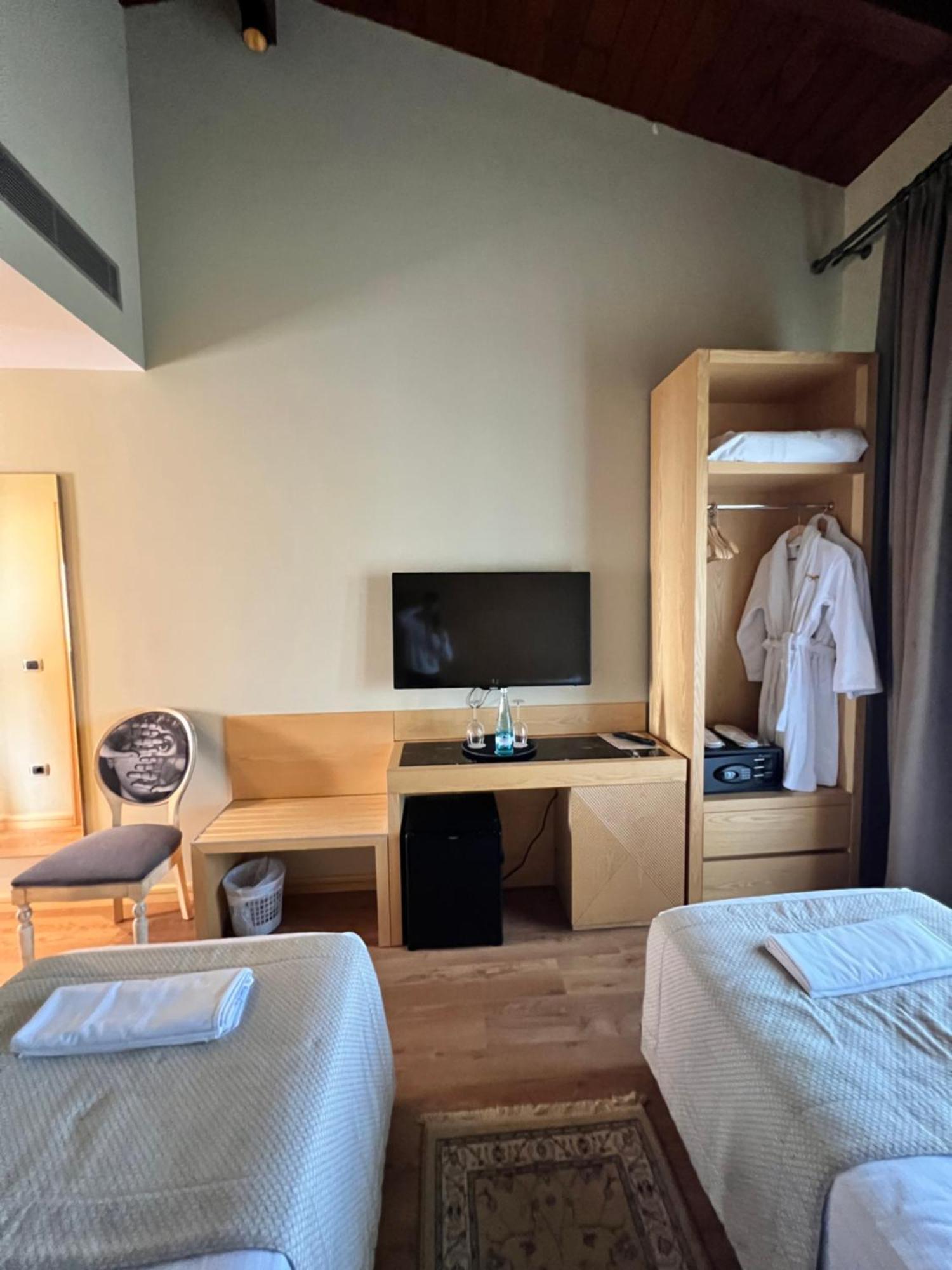 Hotel Agroturizem Kodra E Kuajve Škalngur Exterior foto